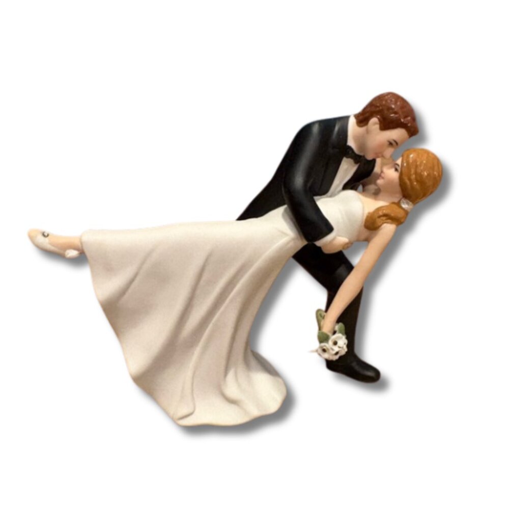 Bride & Groom Cake Topper, Romantic Dip Dancing Figurine